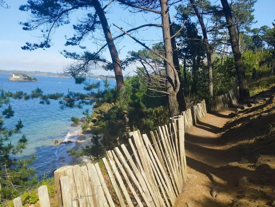 Maison Familiale Au Coeur De Carantec 10 Personnes 度假居